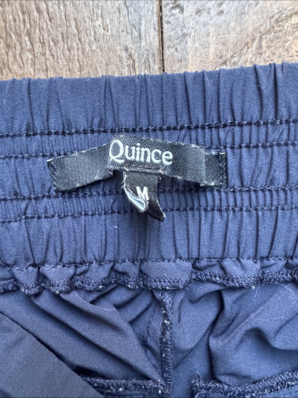 Quince Navy Wide-Leg 23in inseam wide leg tech pant - Picture 2 of 8